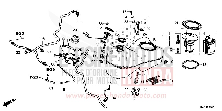 RESERVOIR A CARBURANT for GL1800 CANDY ARDENT RED (R367B) from 2018
