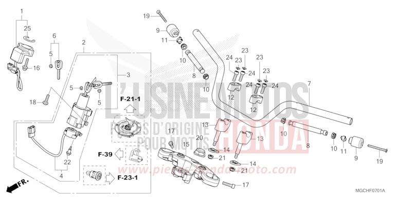 HANDLE PIPE/TOP BRIDGE (CB1100CA/CAD/NA/NAD) for CB1100 PEARL SHINING YELLOW (Y124) from 2017