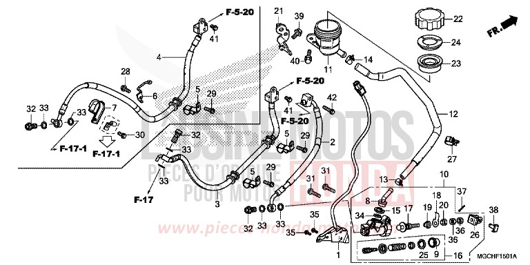 RR. BRAKE MASTER CYLINDER (CB1100CA/CAD/NA/NAD) for CB1100 PEARL SUNBEAM WHITE (NHA66) from 2017