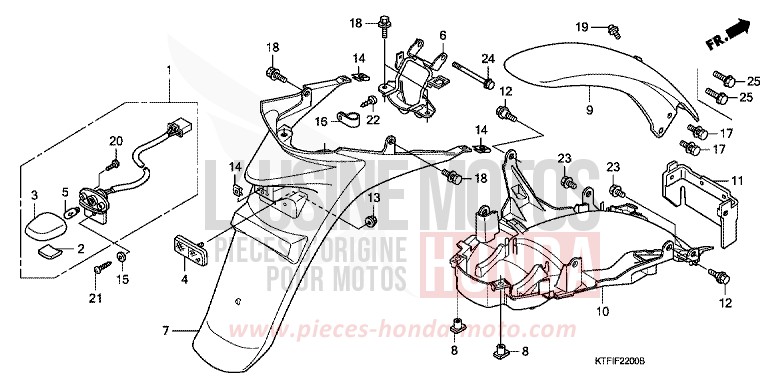 REAR FENDER for SH150i PEARL COOL WHITE (NHA16) from 2010