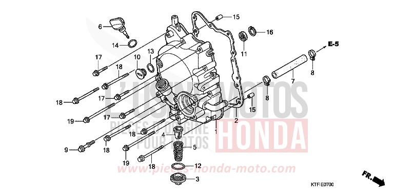 RIGHT CRANKCASE COVER for SH150i VELVET RED METALLIC (R302) from 2010
