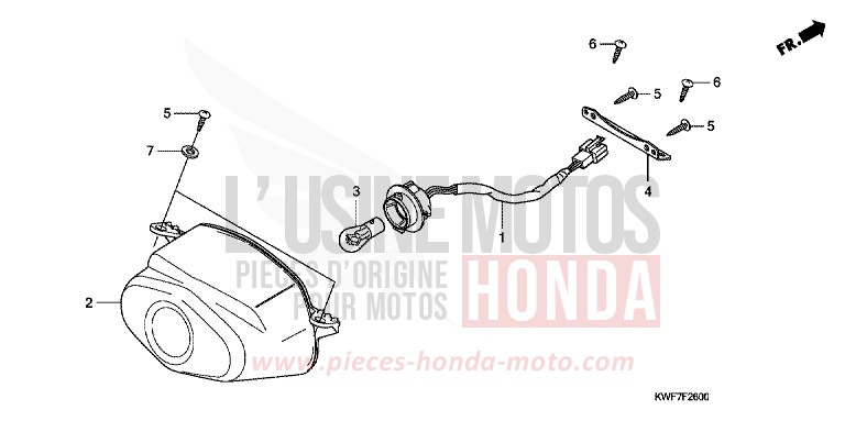 TAILLIGHT for CBF125M PEARL SIENA RED (R320) from 2013