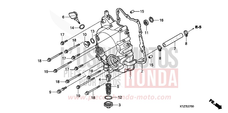 RIGHT CRANKCASE COVER for PS125i INTERSTELLAR BLACK METALLIC (NHA12) from 2007