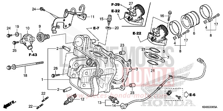 CYLINDER HEAD for NSS300A SEAL SILVER METALLIC (NHA14) from 2013