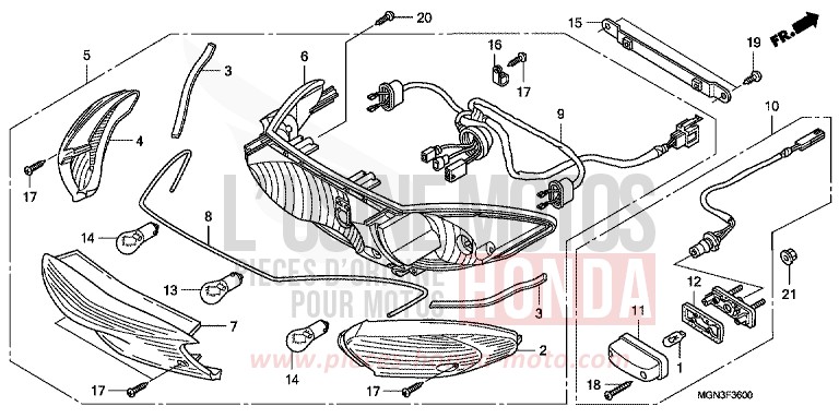 REAR COMBINATION LIGHT for CBF600N PEARL COOL WHITE (NHA16) from 2010