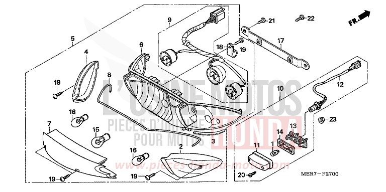 LUCE COMBINATA POSTERIORE per CBF600S EMERGENCY RED METALLIC (R311) del 2006