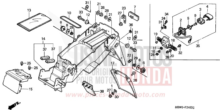 PARAFANGO POSTERIORE (1) per CBR600F SPARKLING RED (R127) del 2001