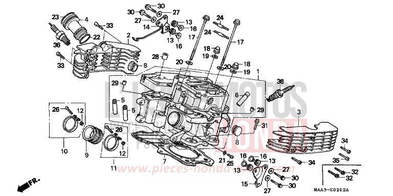 CYLINDER HEAD (REAR) (VT1100CS/CT) for Shadow CANDY SPECTRA RED (R176BA) from 1995