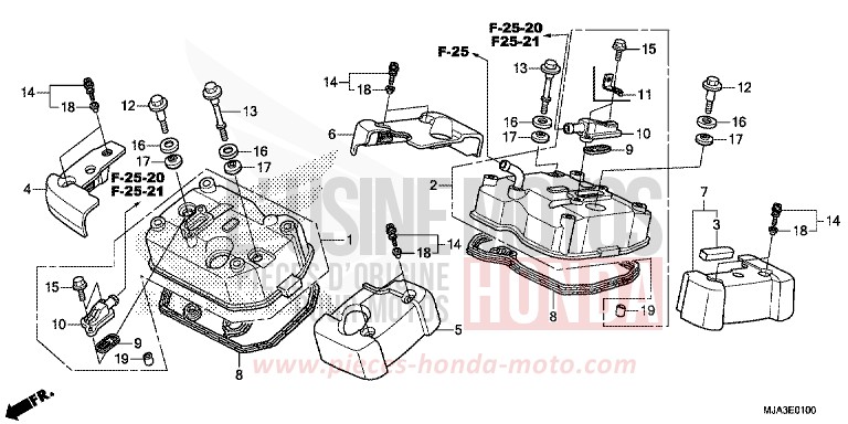 CYLINDER HEAD COVER for Shadow INDY GRAY METALLIC (NH431) from 2013
