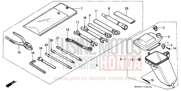 TOOLS/TOOL BOX for Dominator SHASTA WHITE (NH138) from 1988