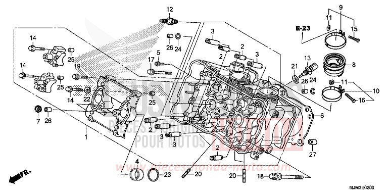 CYLINDER HEAD (FRONT) for VFR800F PEARL GLARE WHITE (NHB53) from 2014