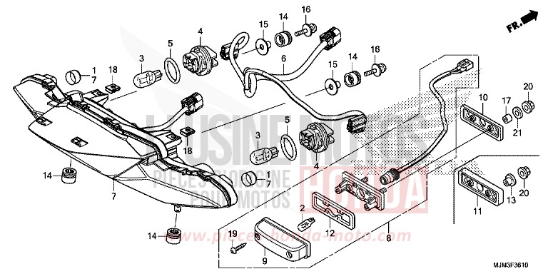 REAR COMBINATION LIGHT for VFR800F VICTORY RED (R334) from 2014