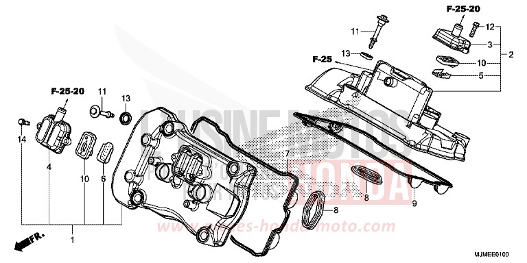 CYLINDER HEAD COVER for VFR800X PEARL GLARE WHITE (NHB53) from 2015