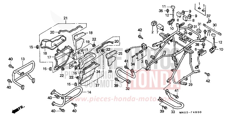 ENGINE GUARD/ SADDLE BAG STAY for Goldwing SUN FLASH GOLD METALLIC (YR126N) from 1989