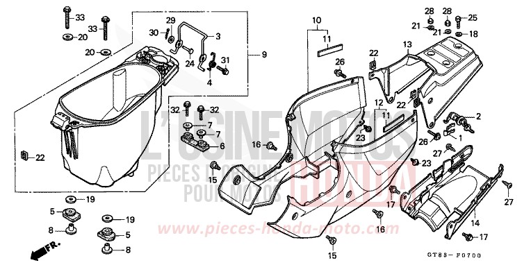 LUGGAGE BOX/BODY COVER for Wallaroo LIPSTICK RED (R169) from 1990