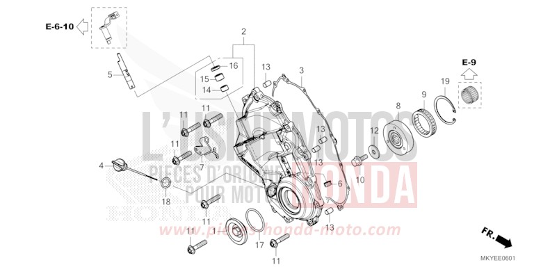 RIGHT CRANKCASE COVER (E-CLUTCH) for CB650R CANDY CHROMOSPHERE RED (R381) from 2024
